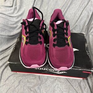 Saucony Women's Berry and Black Sneakers